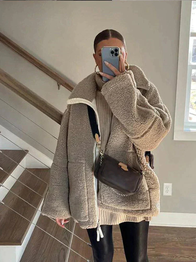 Liora – Giacca oversize Teddy
